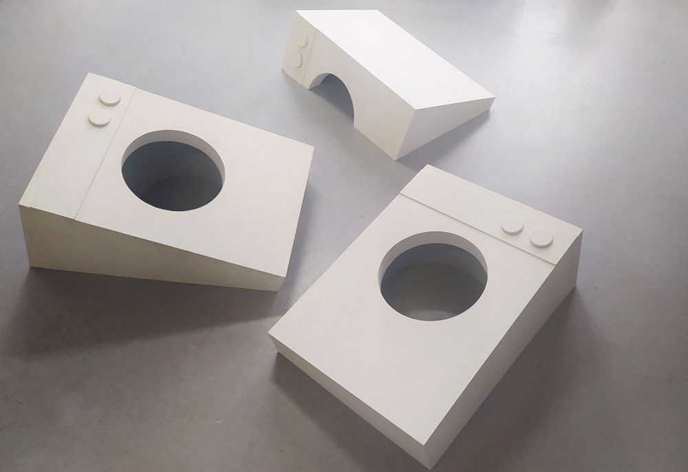 Sinkende Waschmaschinen (1999) – für Ausstellung Berlin 2023 DKB